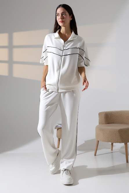 Şerit Detaylı Beyaz Kadın Eşofman Takımı ek resim