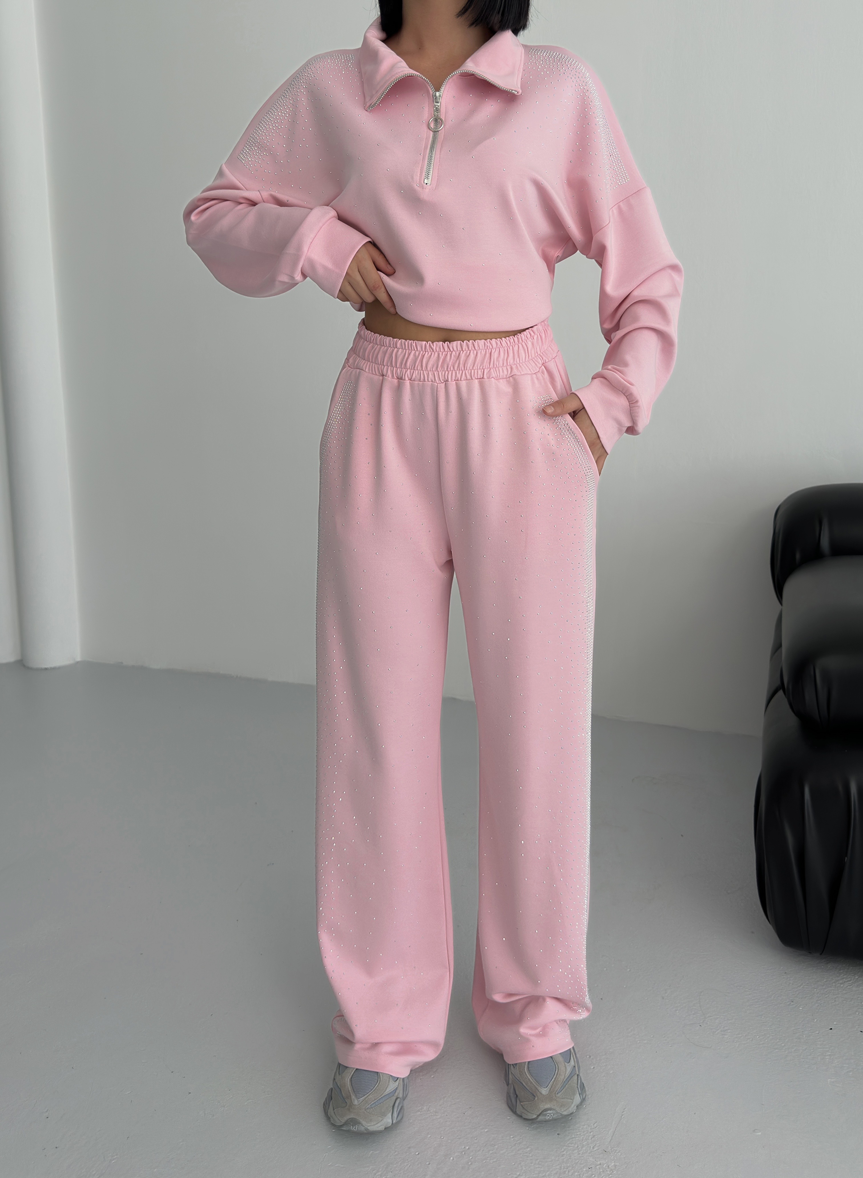 Pembe Ultra Premium Soft Touch Taşlı Takım ek resim