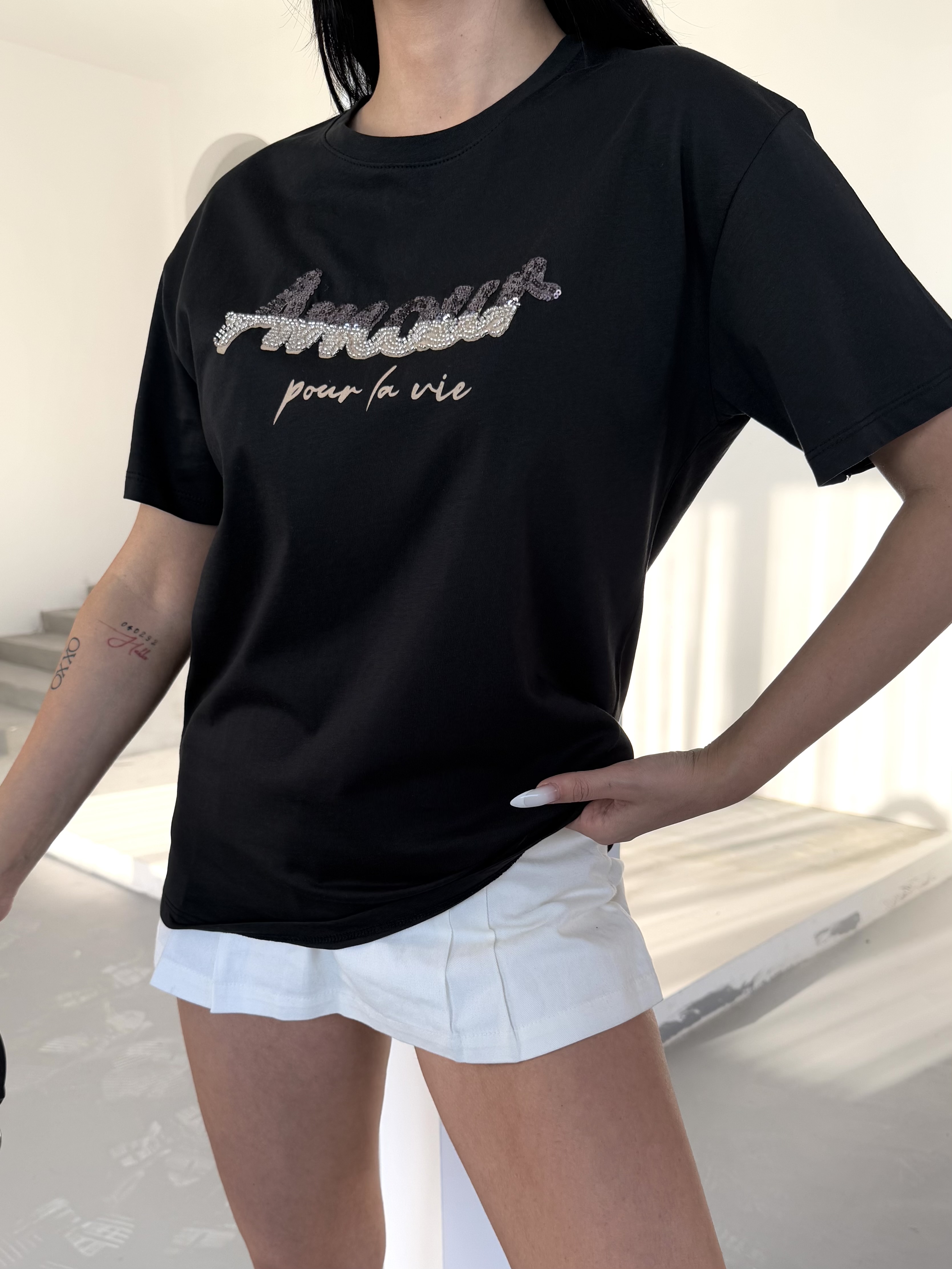 Siyah Baskılı Taşlı Tshirt Regular Fit / Normal Kesim ek resim