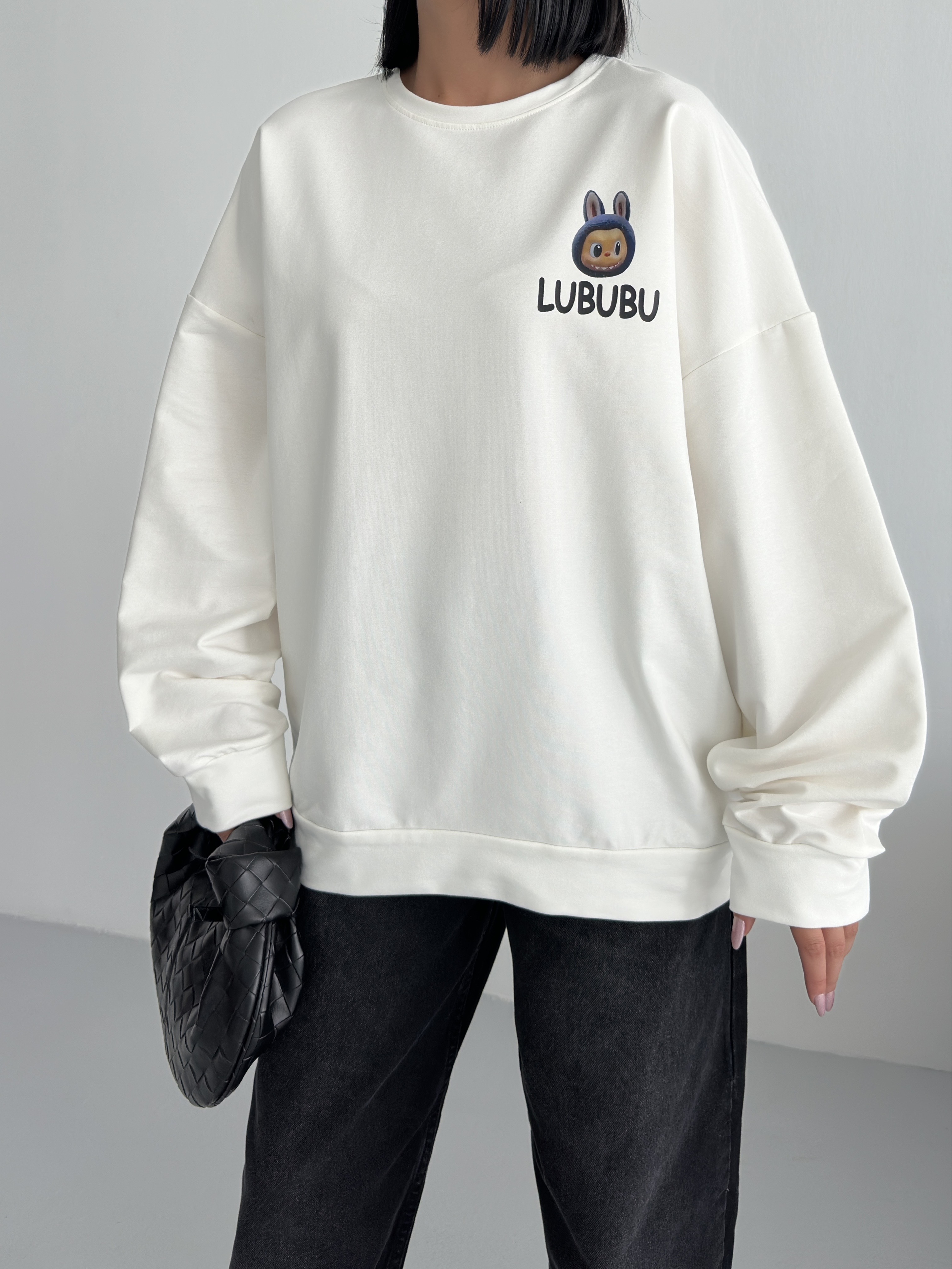 Beyaz Bisiklet Yaka Önü Baskılı Oversize 2 İPLİK Sweatshirt ek resim